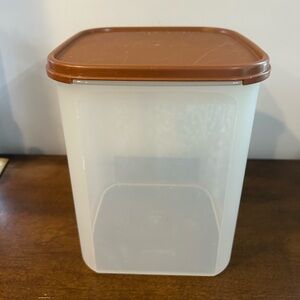 Tupperware Modular Mates #4 Square 23 Cup Container 1622-3 & Brown Lid 1623-6